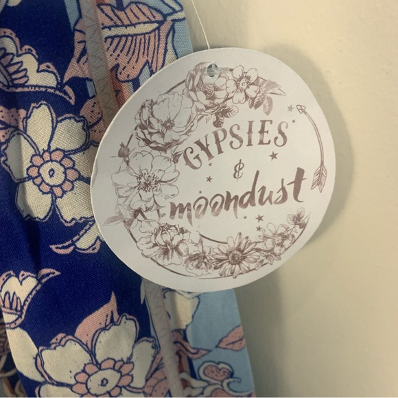 Gypsies & Moondust Cropped Floral Pull On Rayon Pants - Picture 7 of 15